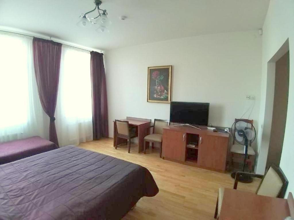 Pas Stefa Hotel Telsiai Bagian luar foto